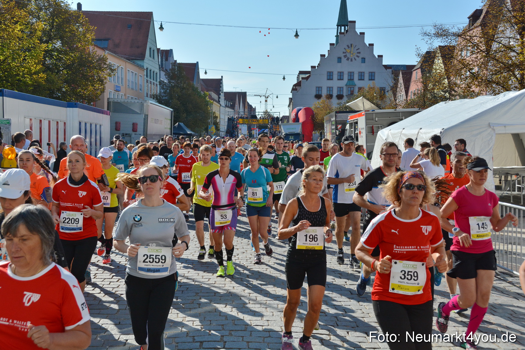 Unterer Markt Stadtlauf Neumarkt 2018 0112